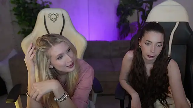 Kate054 live sex cam