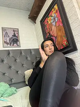 SALOME_KORLAND's cam snapshot