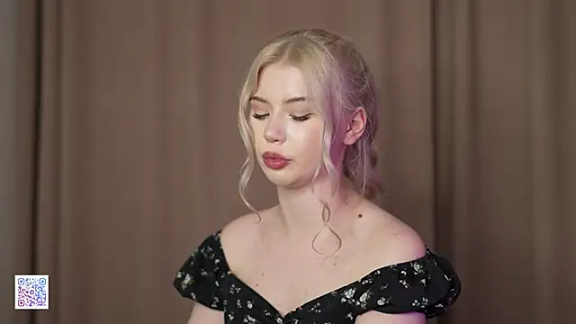 AshleyNikoo's cam snapshot