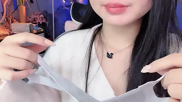 MI_KA22's cam snapshot