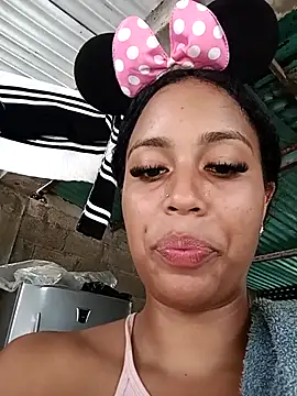 Fernanda30's cam snapshot