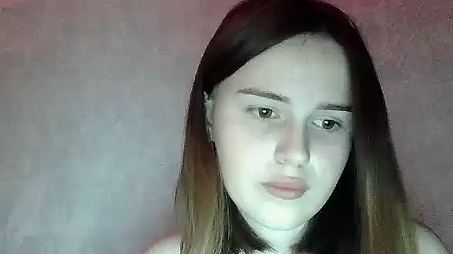 SweetLoraa's cam snapshot