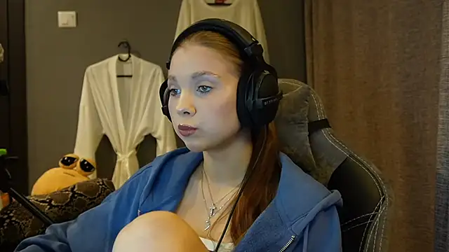 Softixq's cam snapshot