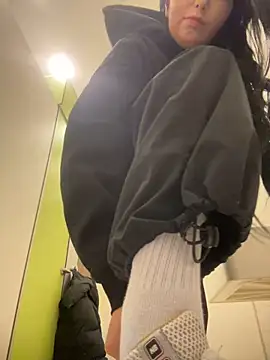 Tisha_Busty live sex cam