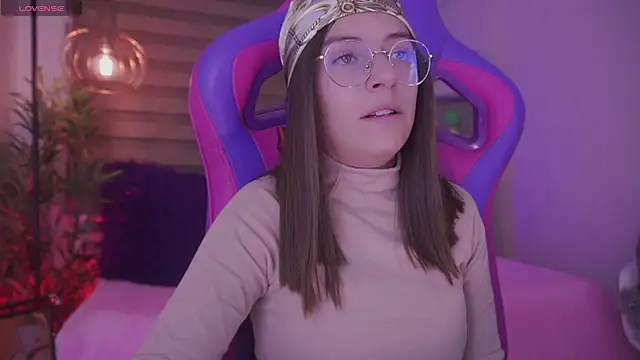 milly_kenner's cam snapshot