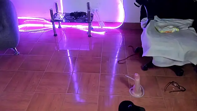 saray__jones's cam snapshot