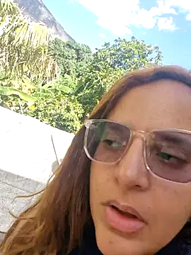 AliceRuivinha2's cam snapshot