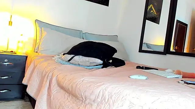 KimberlyBanks2's cam snapshot