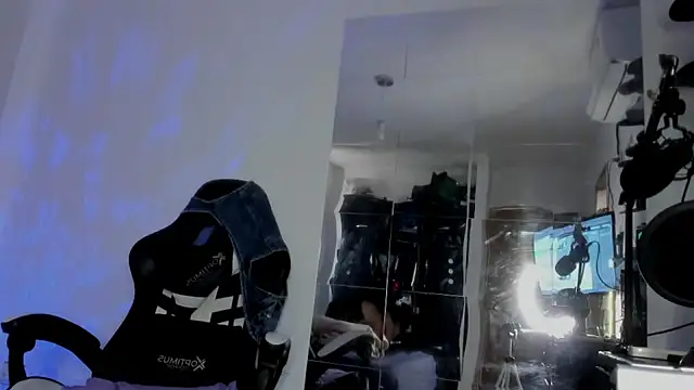 Moon_Sammy's cam snapshot