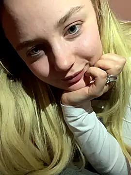 CherryEmmy live sex cam