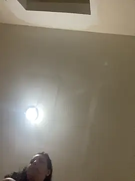 Mari_valda2's cam snapshot