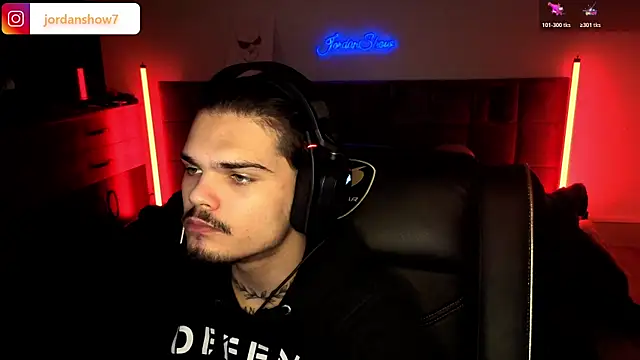 JordanShow live sex cam