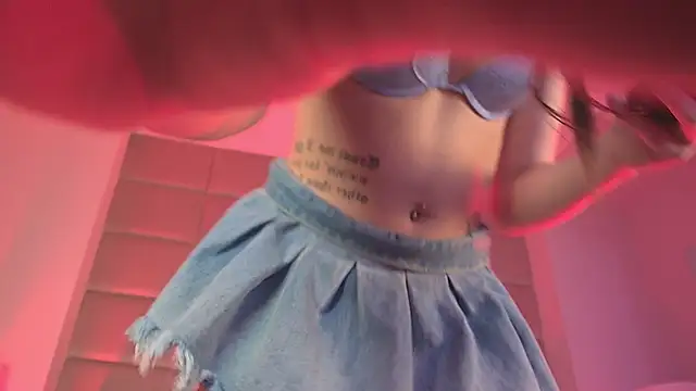 KatiaFinesse live sex cam