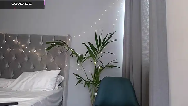 mini_kunis's cam snapshot