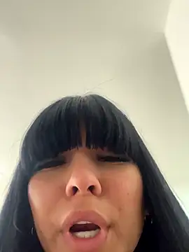 BrendaCrean live sex cam