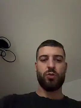 Pablo_Hornyguy95 live sex cam