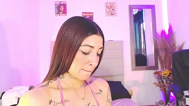 Anna_belly's cam snapshot