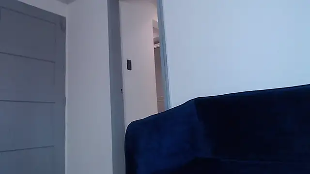 CrystalBlazee's cam snapshot