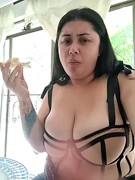 CurvyNoir's cam snapshot