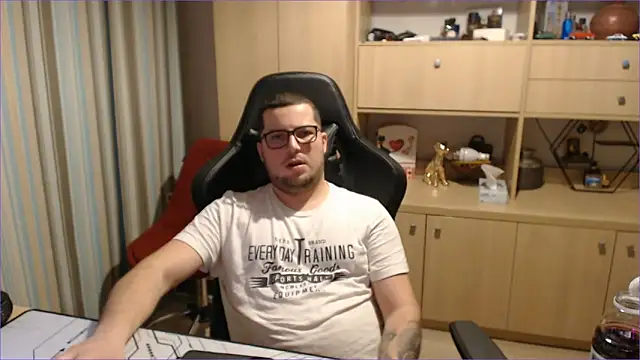 bigpuff_hott live sex cam