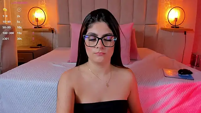 Amy-Saenz's cam snapshot