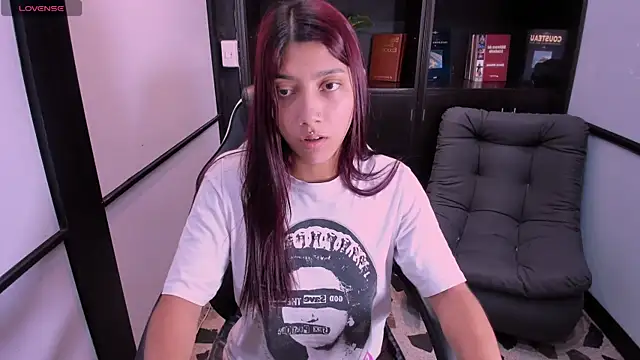 SharonQueen1's cam snapshot