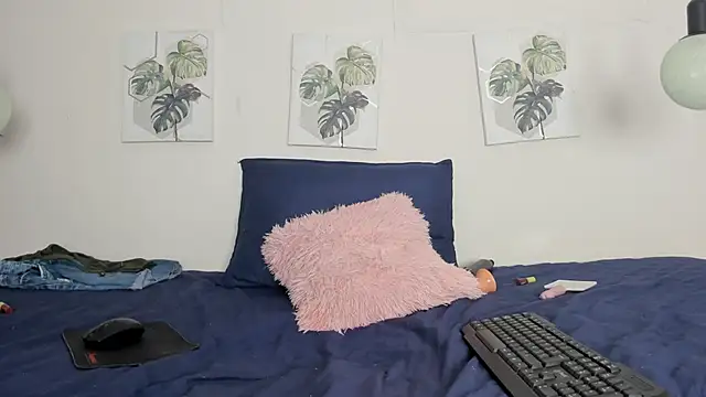 Ainoa_Pink's cam snapshot