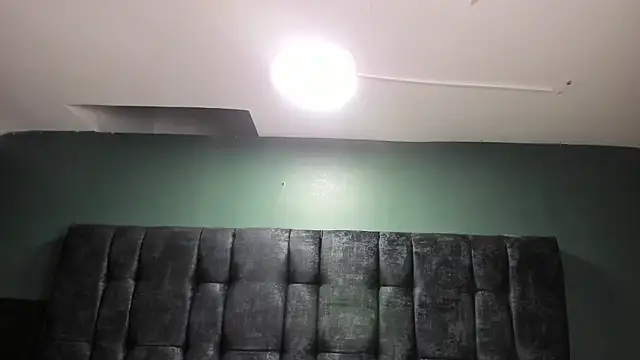 Alice__Morgan_'s cam snapshot