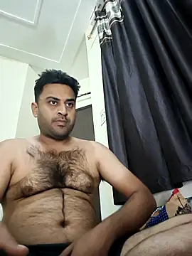 ITZ_GURU live sex cam