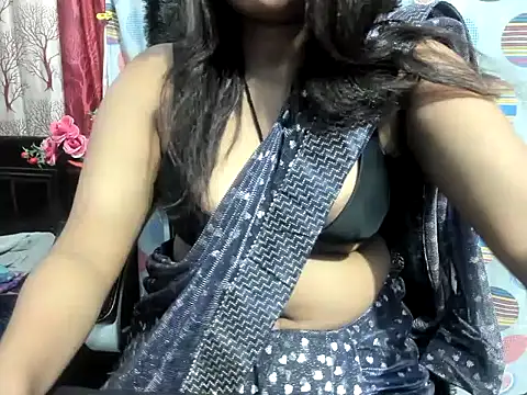 Queen_Bhanu's cam snapshot