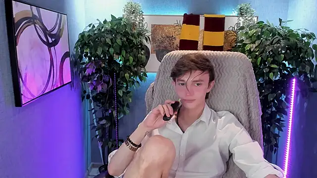 John_Weasley live sex cam