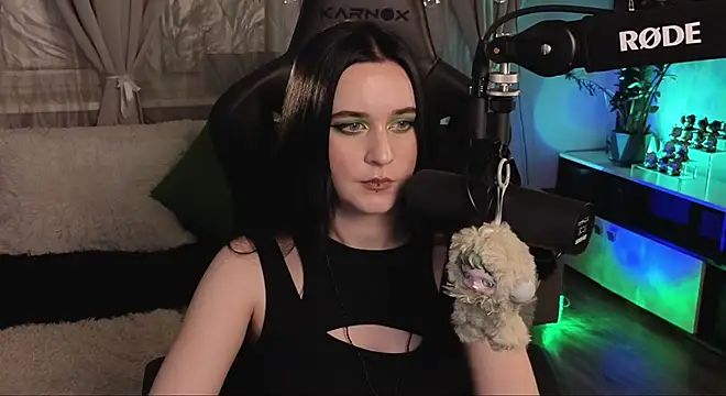 KiraLiLime's cam snapshot