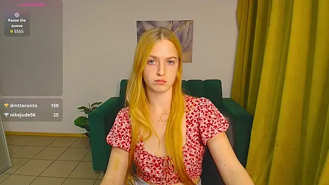 MirandaMayers's cam snapshot