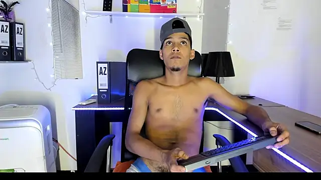 xxKamadevaxx's cam snapshot