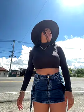 serena_willow live sex cam