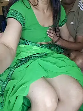 Cute-Zarina live sex cam