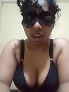 Expose_Queen's cam snapshot