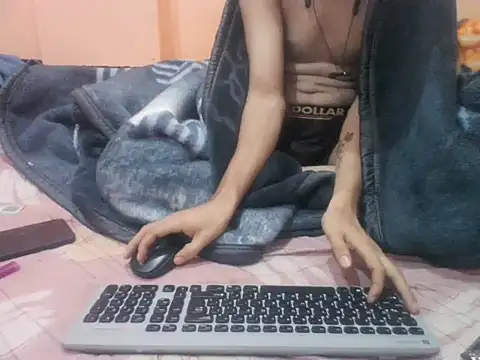 rahulkajuuu0909's cam snapshot