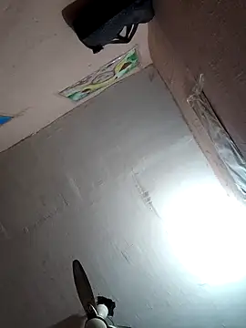 CUTE-GIRL-1's cam snapshot