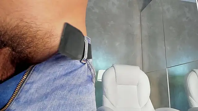 dylan_cross_'s cam snapshot