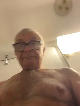 4n4l1zz4m1's cam snapshot