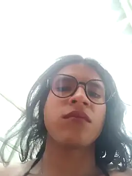 Leilanixxx live sex cam