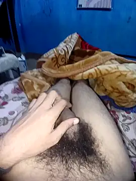 vaasuboy01's cam snapshot