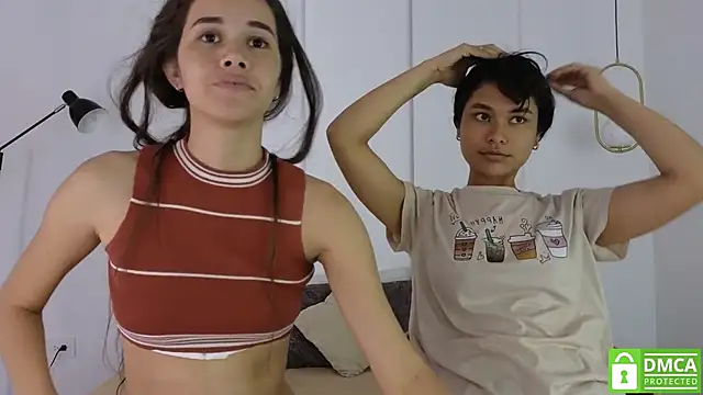 sexychanell_18's cam snapshot