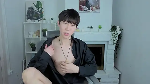 ShyAzianBoy's cam snapshot