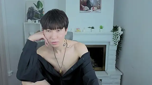 ShyAzianBoy's cam snapshot