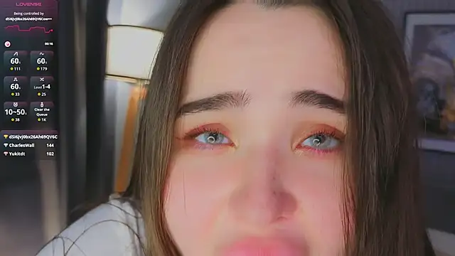 KateBleare live sex cam