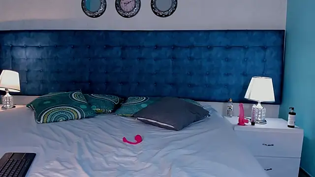 AlahiaCardona's cam snapshot