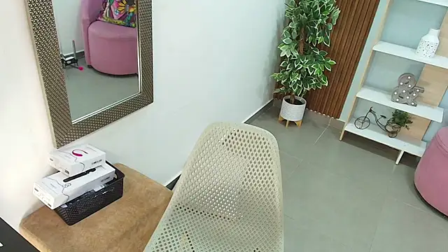 Dalila_Sky's cam snapshot