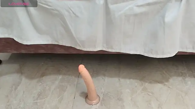 AlishaDixon's cam snapshot